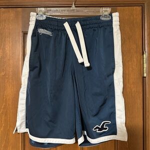 Hollister Comfy Basketball Shorts Size Small